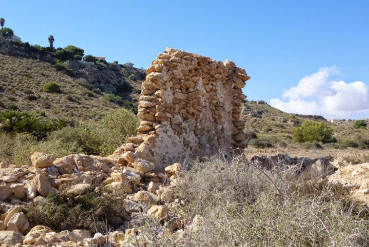 Runes de la Torre del Carabassí, Spain